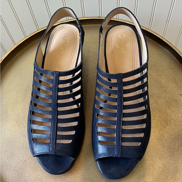 NUTURE VIVICAH NAVY BLUE CAGED SLINGBACK SANDAL | LEATHER | SIZE: 7.5 | EUC - Picture 3 of 7